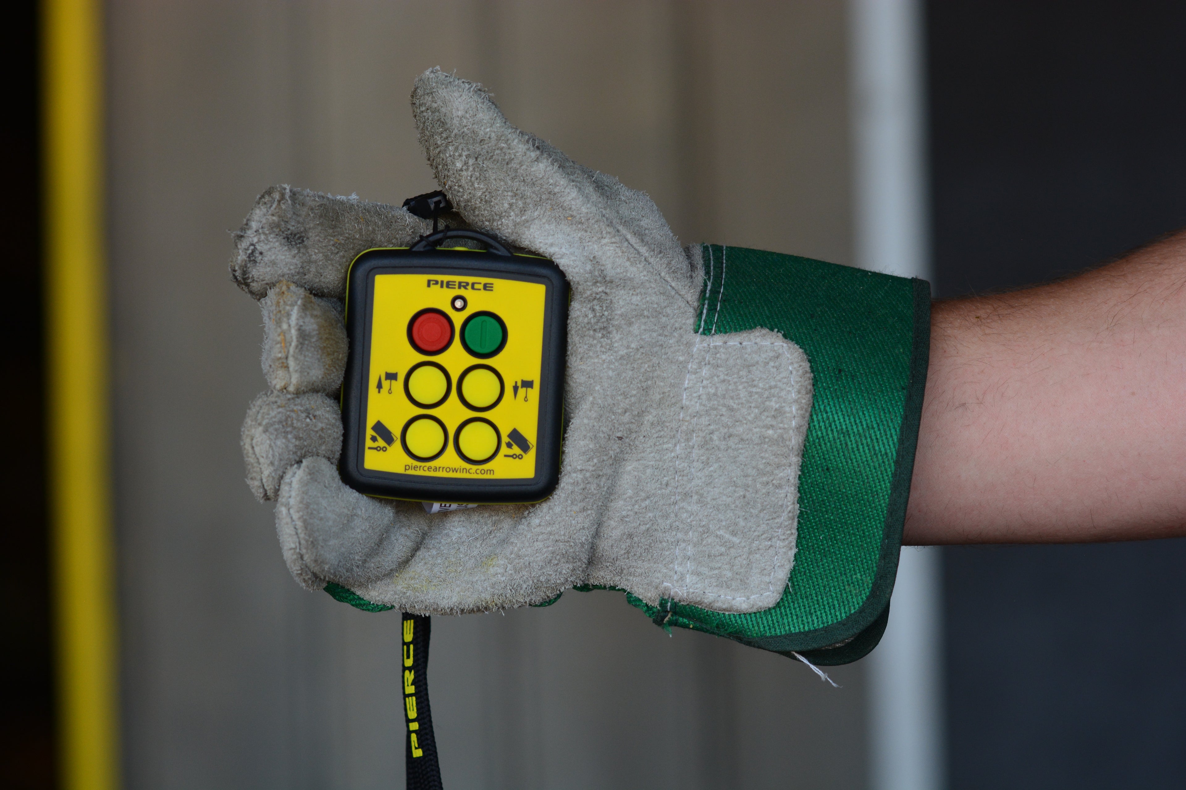 4 Function Wireless Remote Control System | Roll-off Trailer Edition